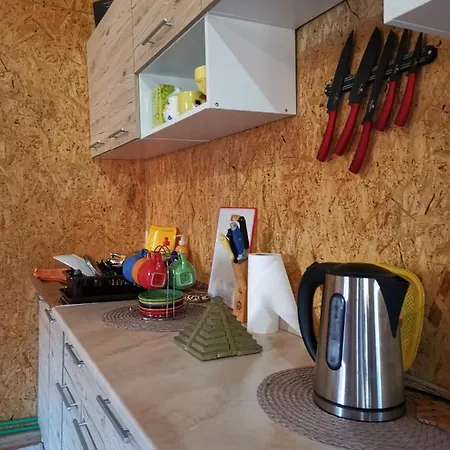 فوريست لودج أون ذا بيراميد بيت خشبي *