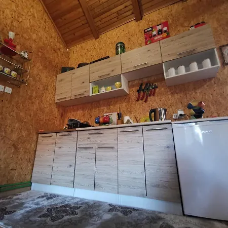 فوريست لودج أون ذا بيراميد بيت خشبي